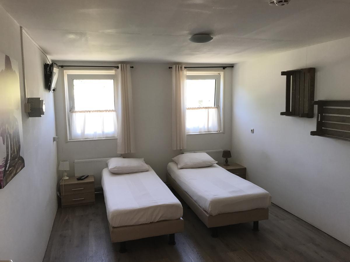 Hotel Noordoostpolder Bant Екстер'єр фото